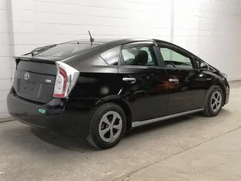 Toyota Prius 2015 photo 3