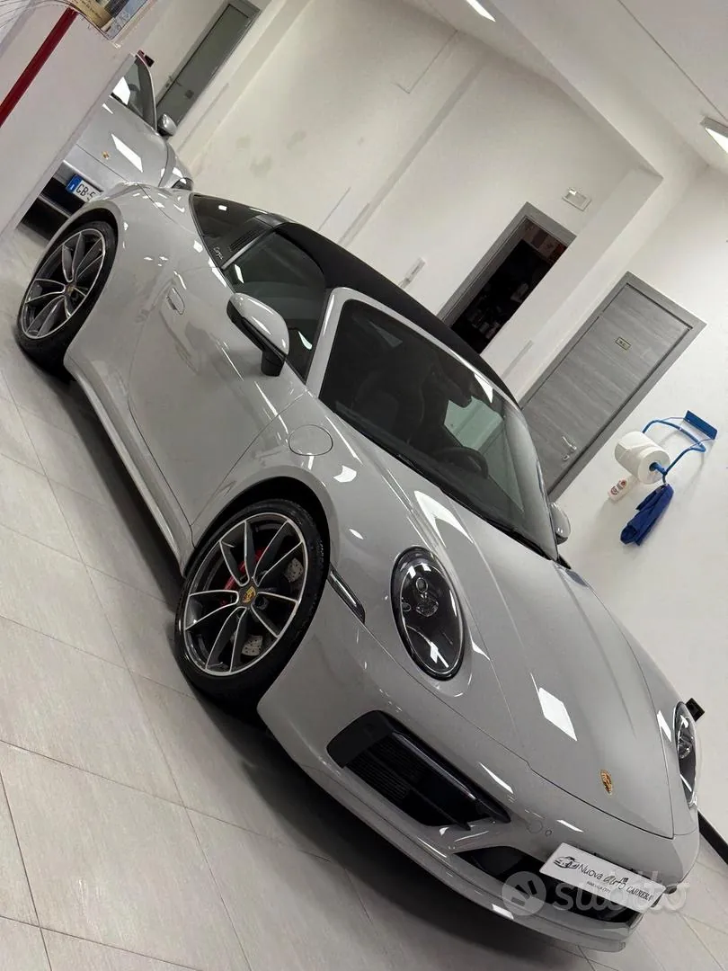 Porsche 911 2023 photo 3