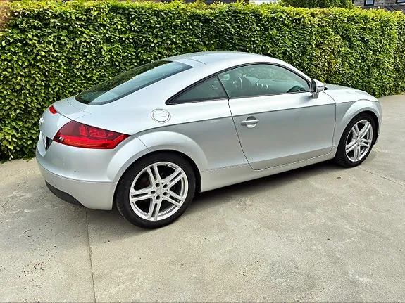 Audi Tt 2007 photo 2