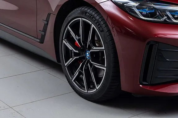 BMW I4 2024 photo 4