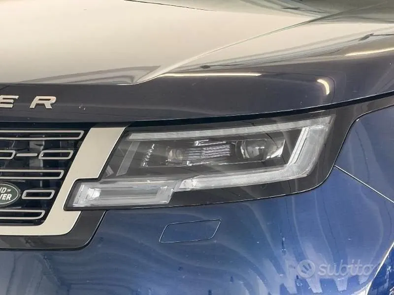 Land Rover Range Rover 2023 photo 3