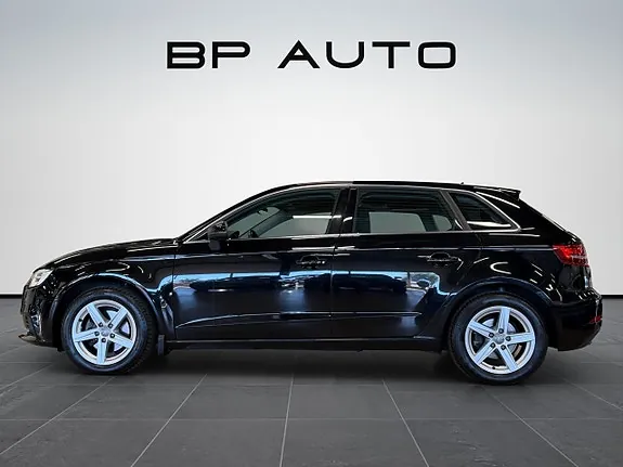 Audi A3 2019 photo 2