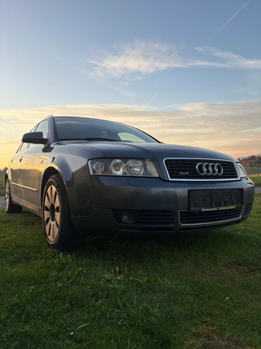 Audi A4 2003 photo 3
