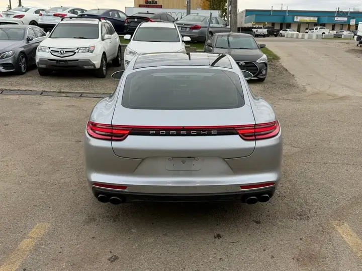 Porsche Panamera 2017 photo 5