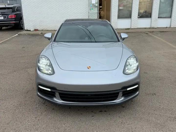Porsche Panamera 2017 photo 2