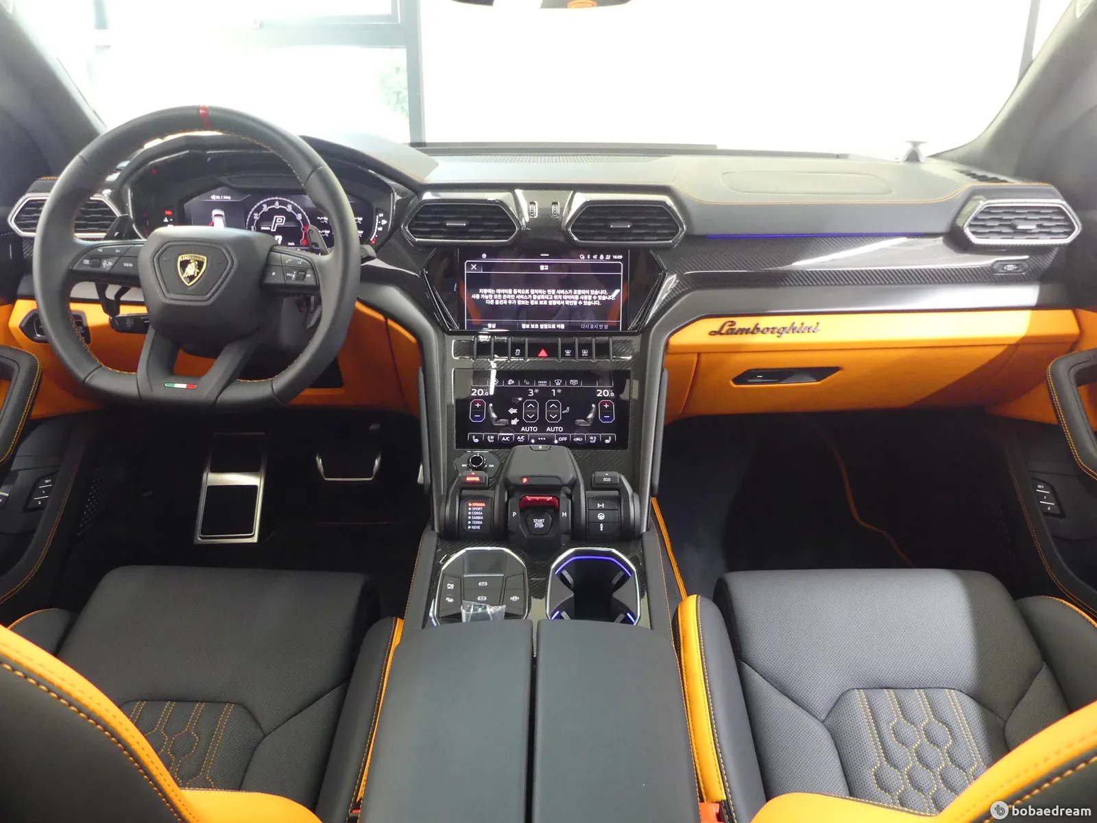 Lamborghini Urus 2024 photo 4