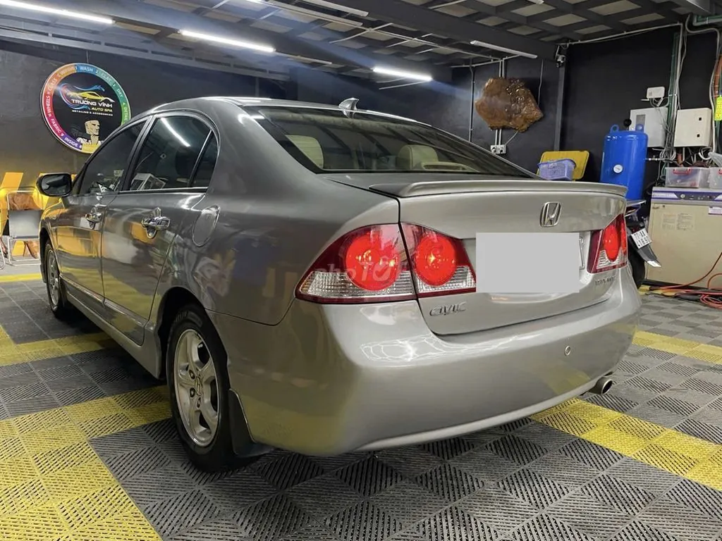 Honda Civic 2008 photo 2