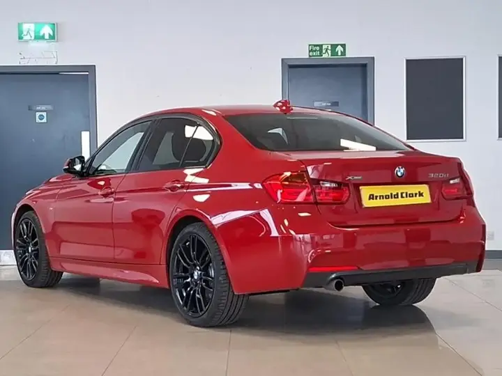 BMW 3 Series 2015 photo 2