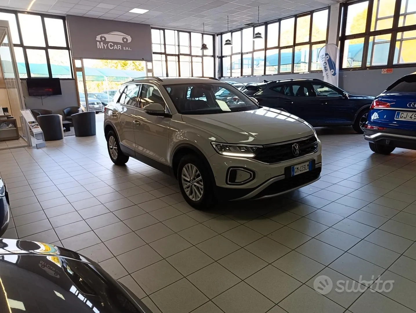 Volkswagen T-Roc 2023 photo 3