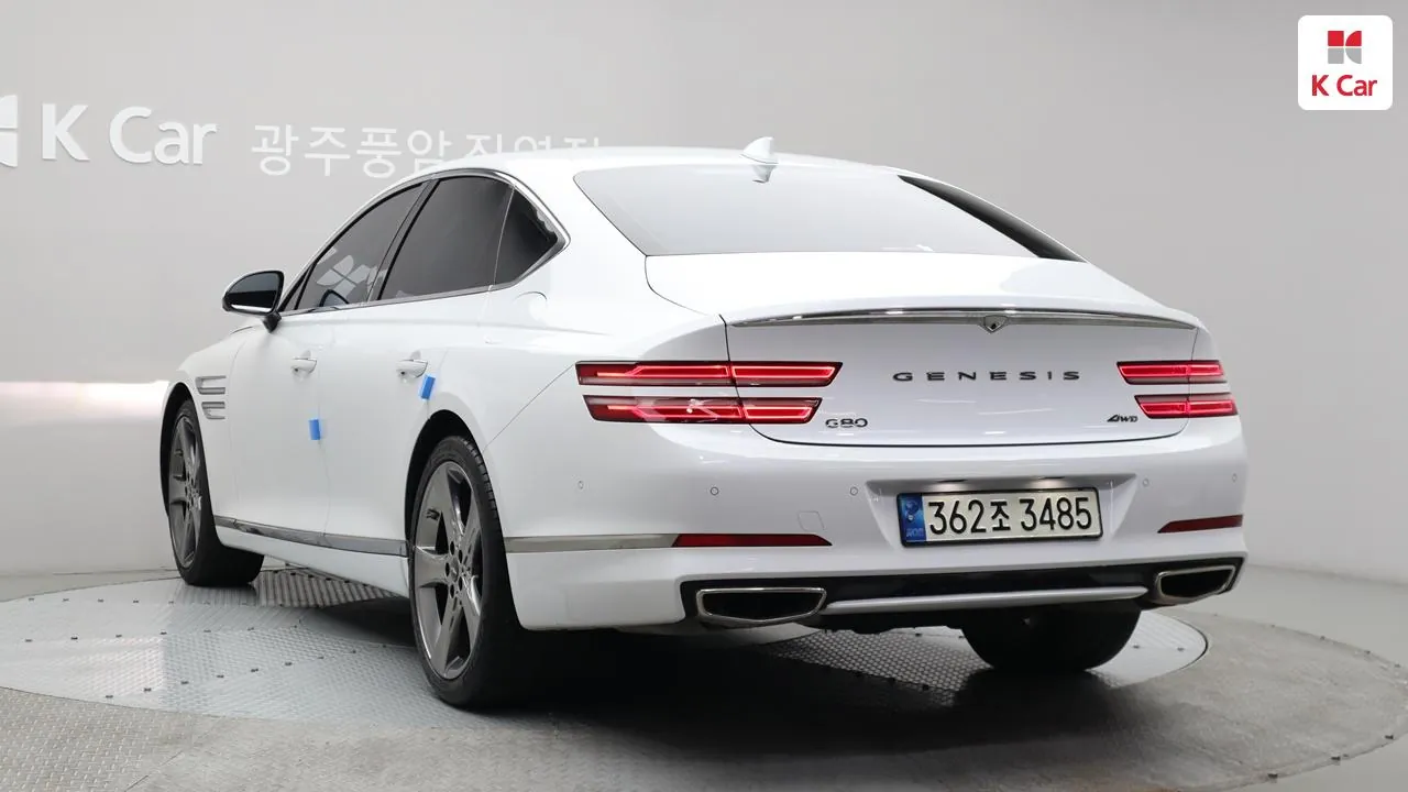 Genesis G80 2022 photo 2