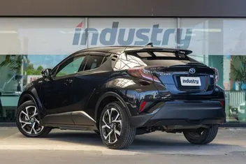 Toyota C-Hr 2017 photo 3