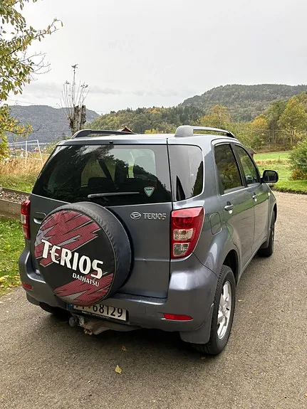 Daihatsu Terios 2006 photo 2