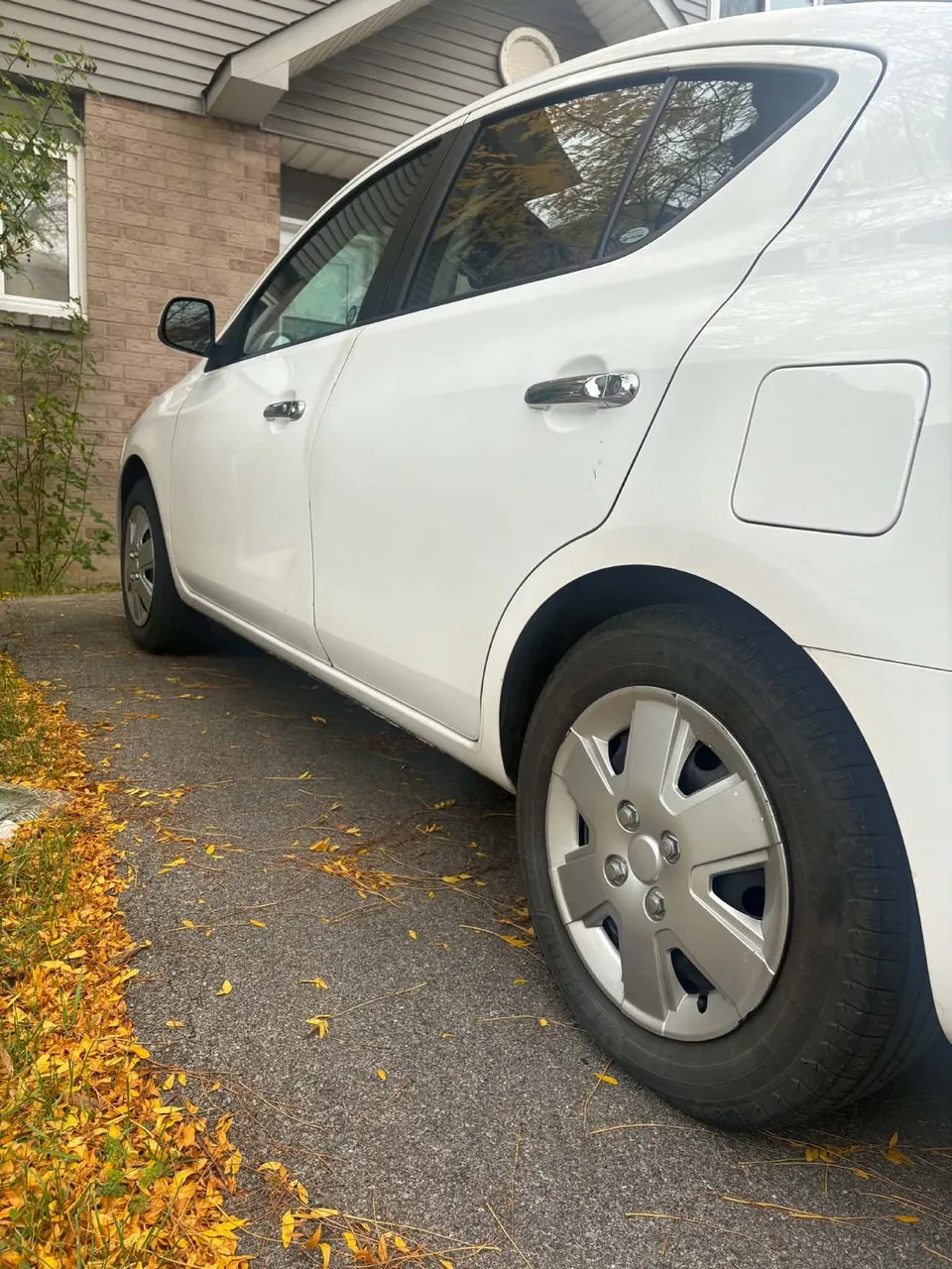 Nissan Versa 2013 photo 4