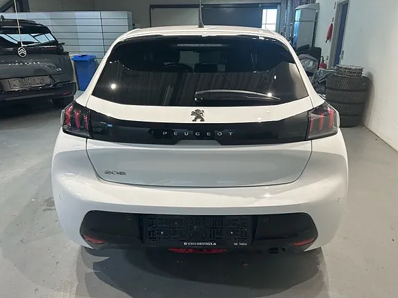 Peugeot 208 2023 photo 5