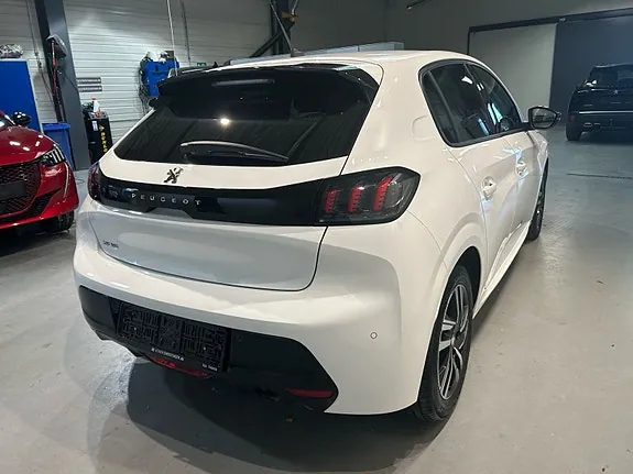 Peugeot 208 2023 photo 4