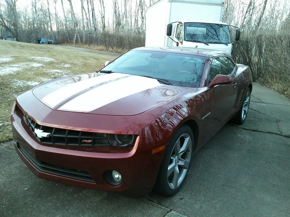 Chevrolet Camaro 2011 photo 2