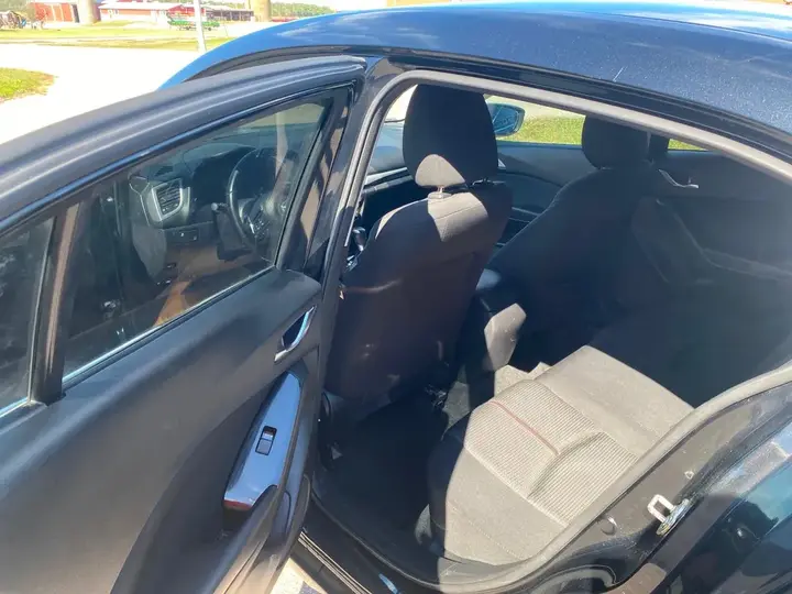 Mazda 3 2018 photo 5
