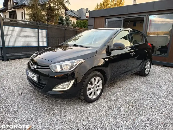 Hyundai I20 2013 photo 2