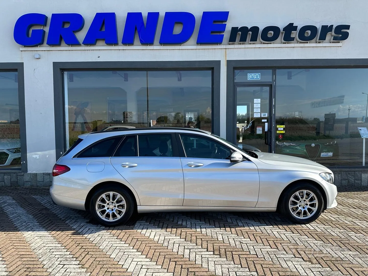Mercedes-Benz C 200 2016 photo 3