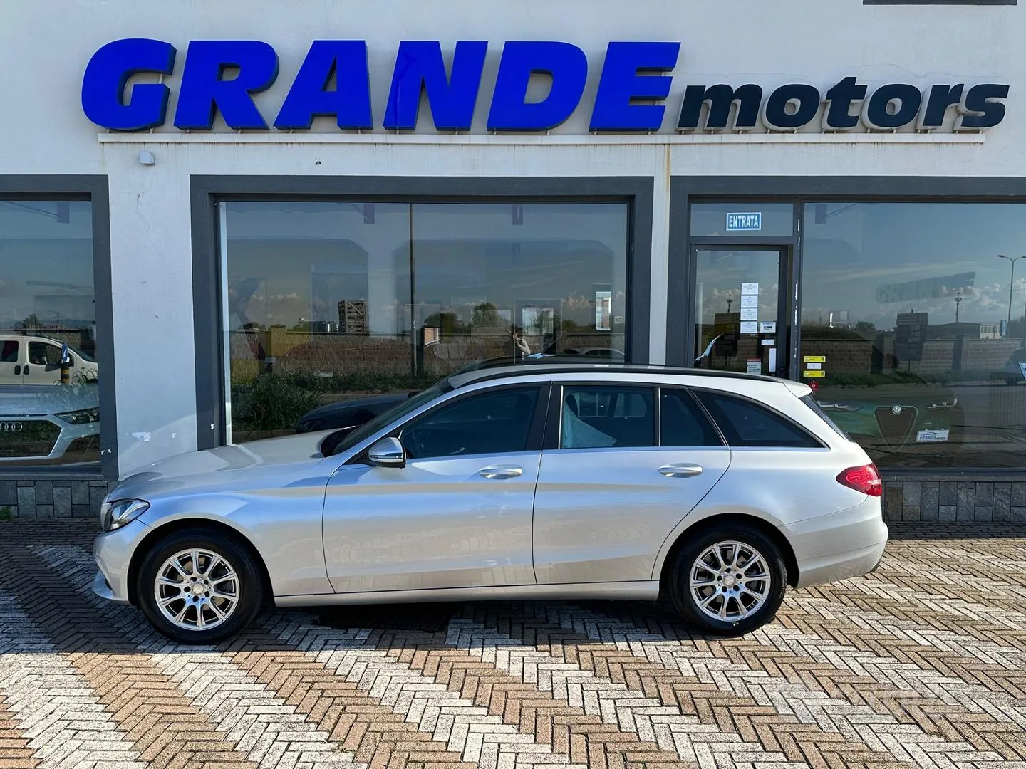 Mercedes-Benz C 200 2016 photo 4