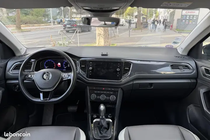Volkswagen T-Roc 2018 photo 3