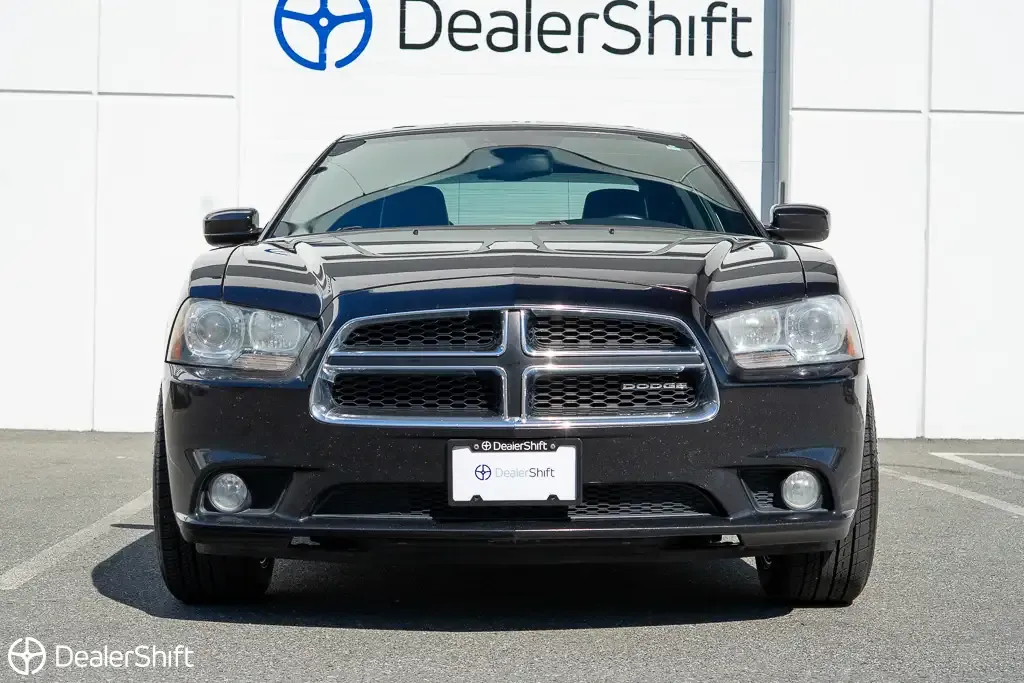 Dodge Charger 2011 photo 2