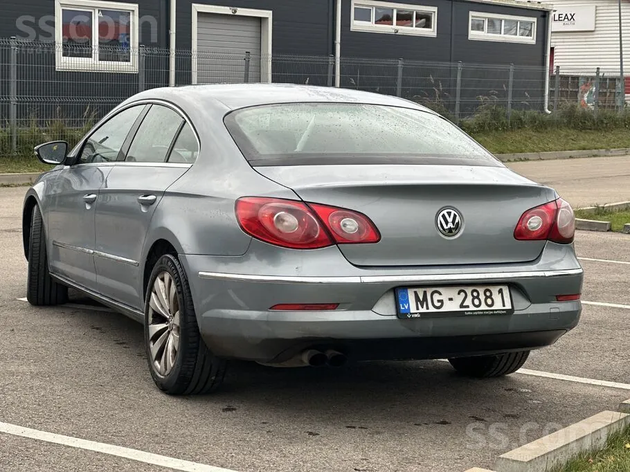 Volkswagen Passat Cc 2009 photo 2