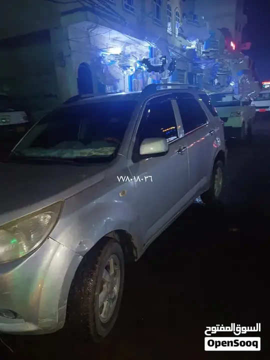 Daihatsu Terios 2010 photo 2