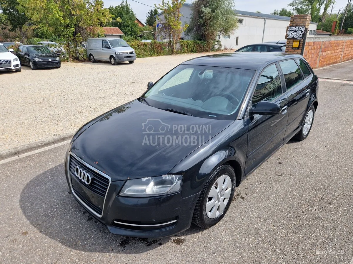 Audi A3 2011 photo 2