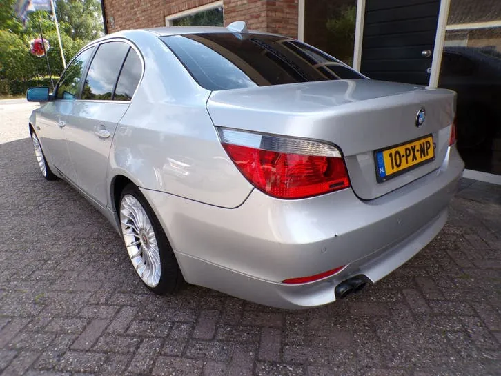 BMW 5 Series 2005 photo 3