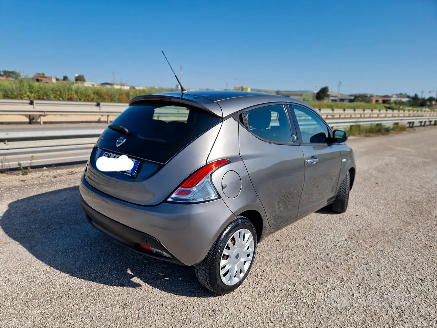 Lancia Ypsilon 2013 photo 3