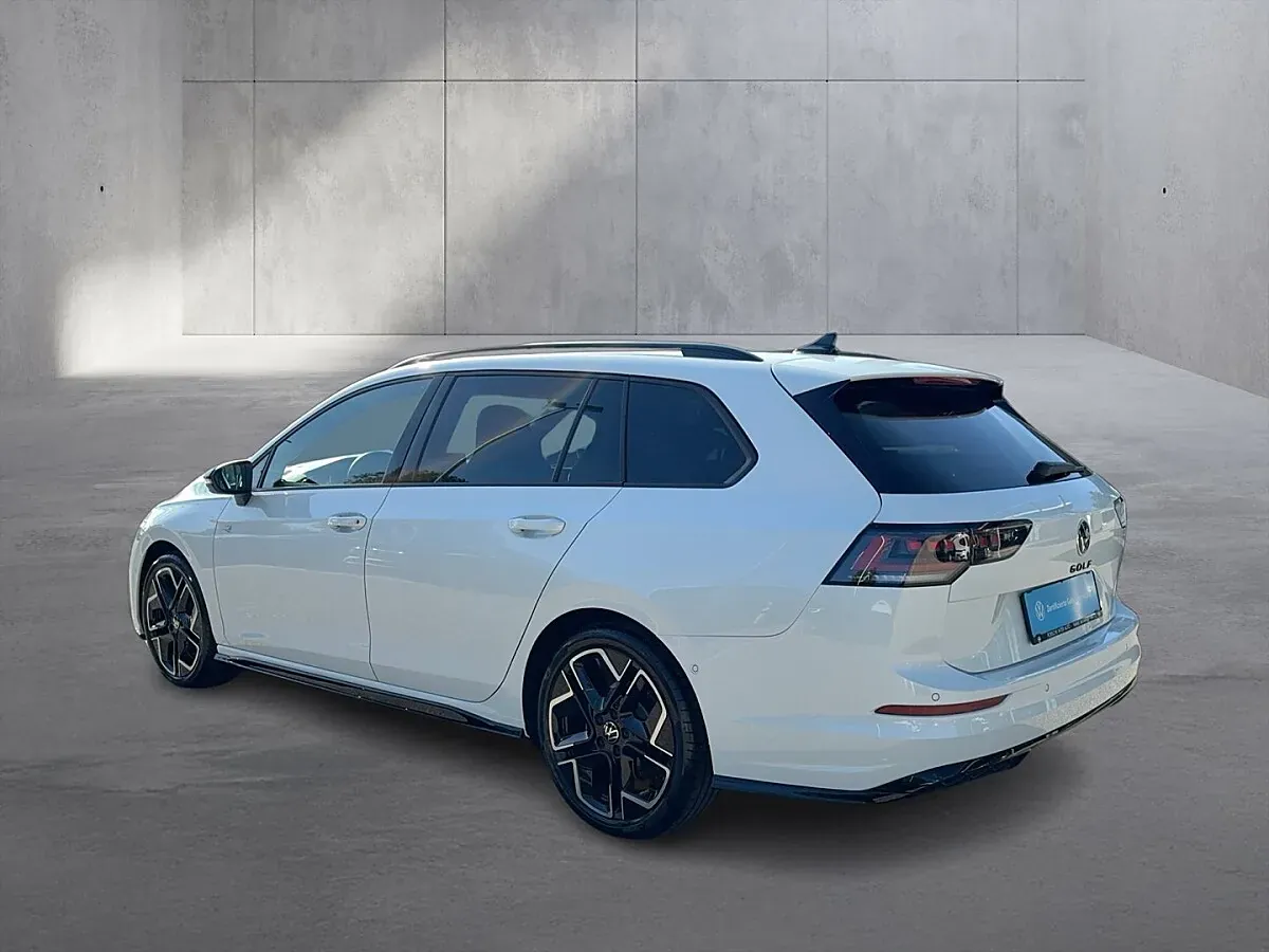 Volkswagen Golf 2026 photo 3