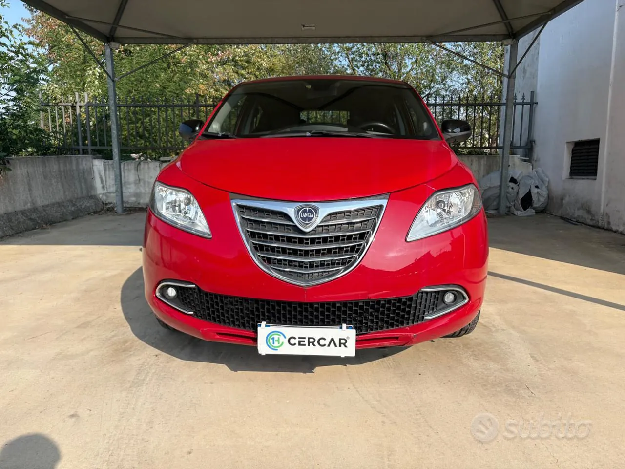 Lancia Ypsilon 2015 photo 2