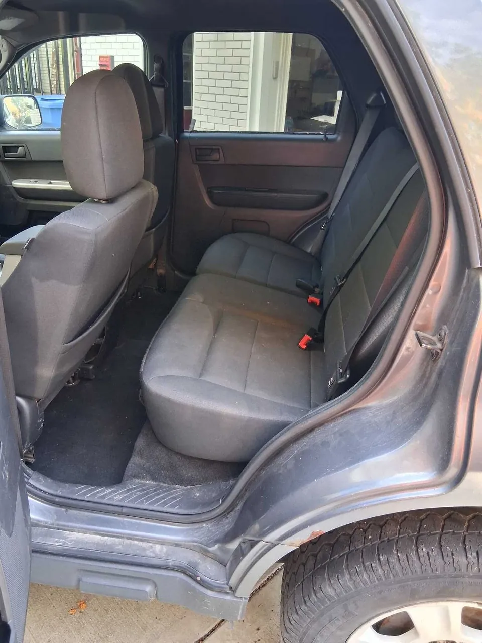 Ford Escape 2010 photo 5