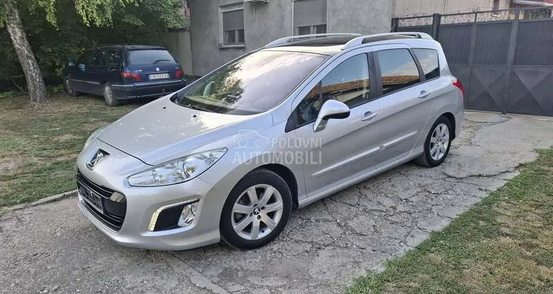 Peugeot 308 2013 photo 3