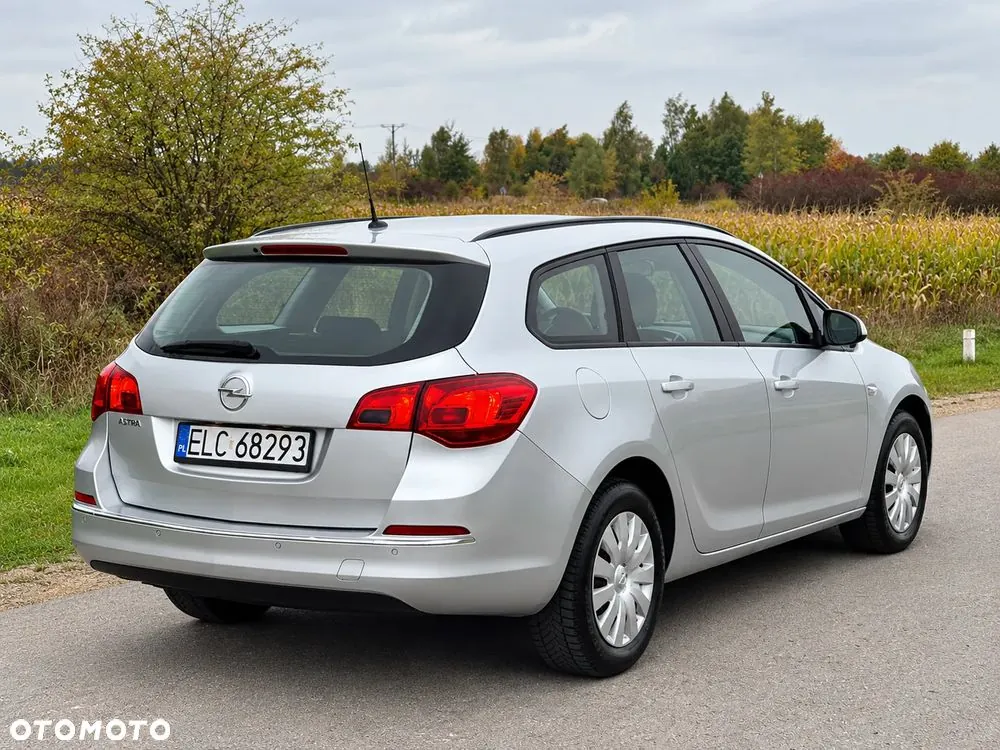 Opel Astra 2015 photo 5