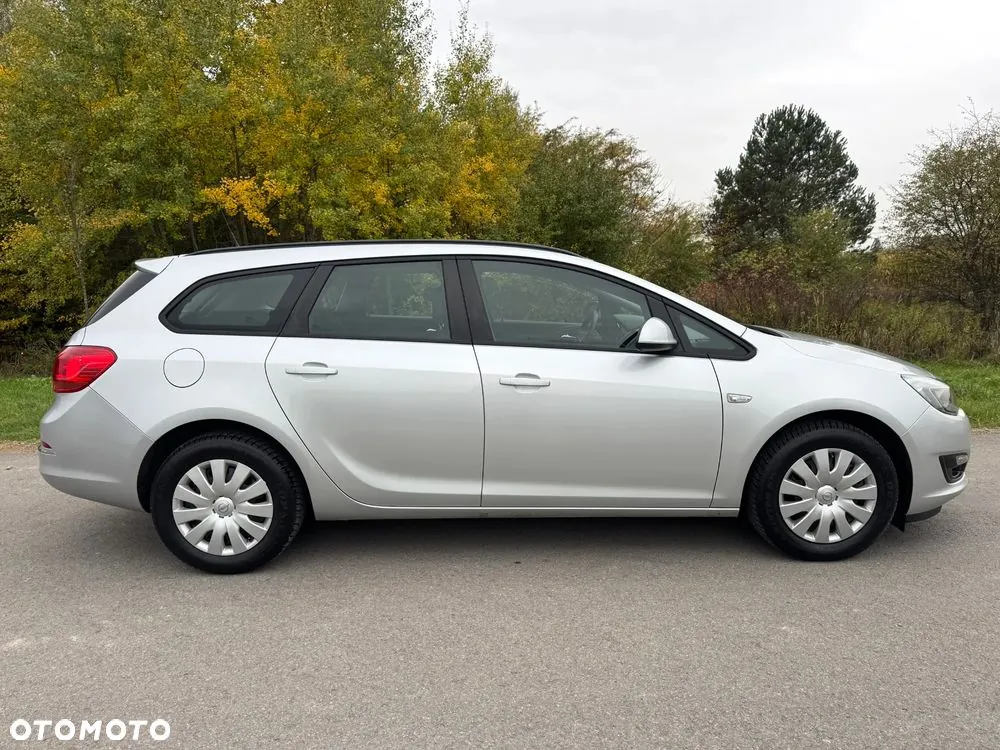 Opel Astra 2015 photo 4