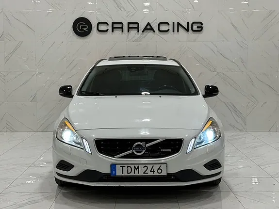 Volvo V60 2012 photo 2
