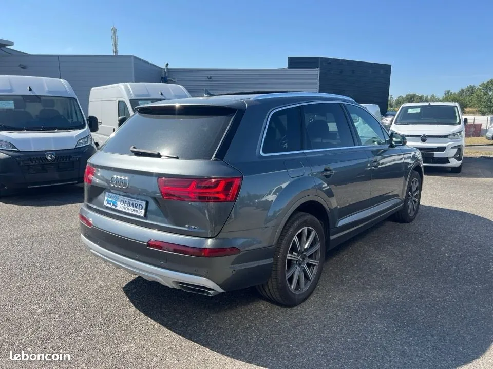 Audi Q7 2017 photo 5