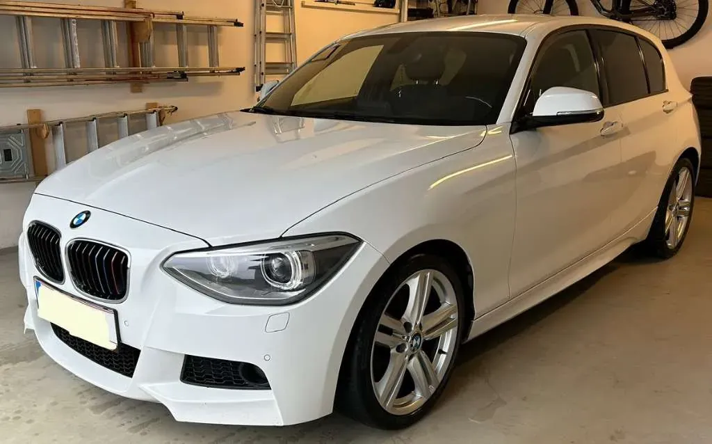 BMW 1 Series 2012 photo 2