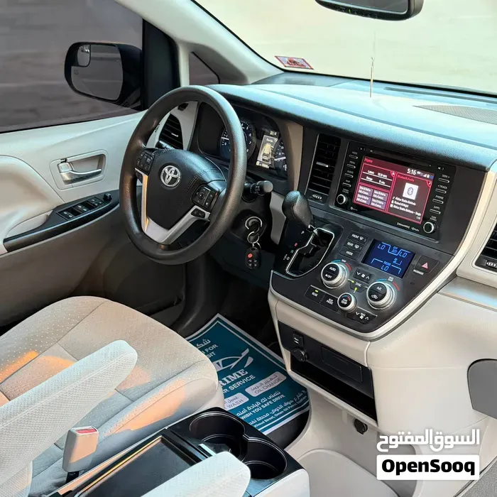 Toyota Sienna 2020 photo 2