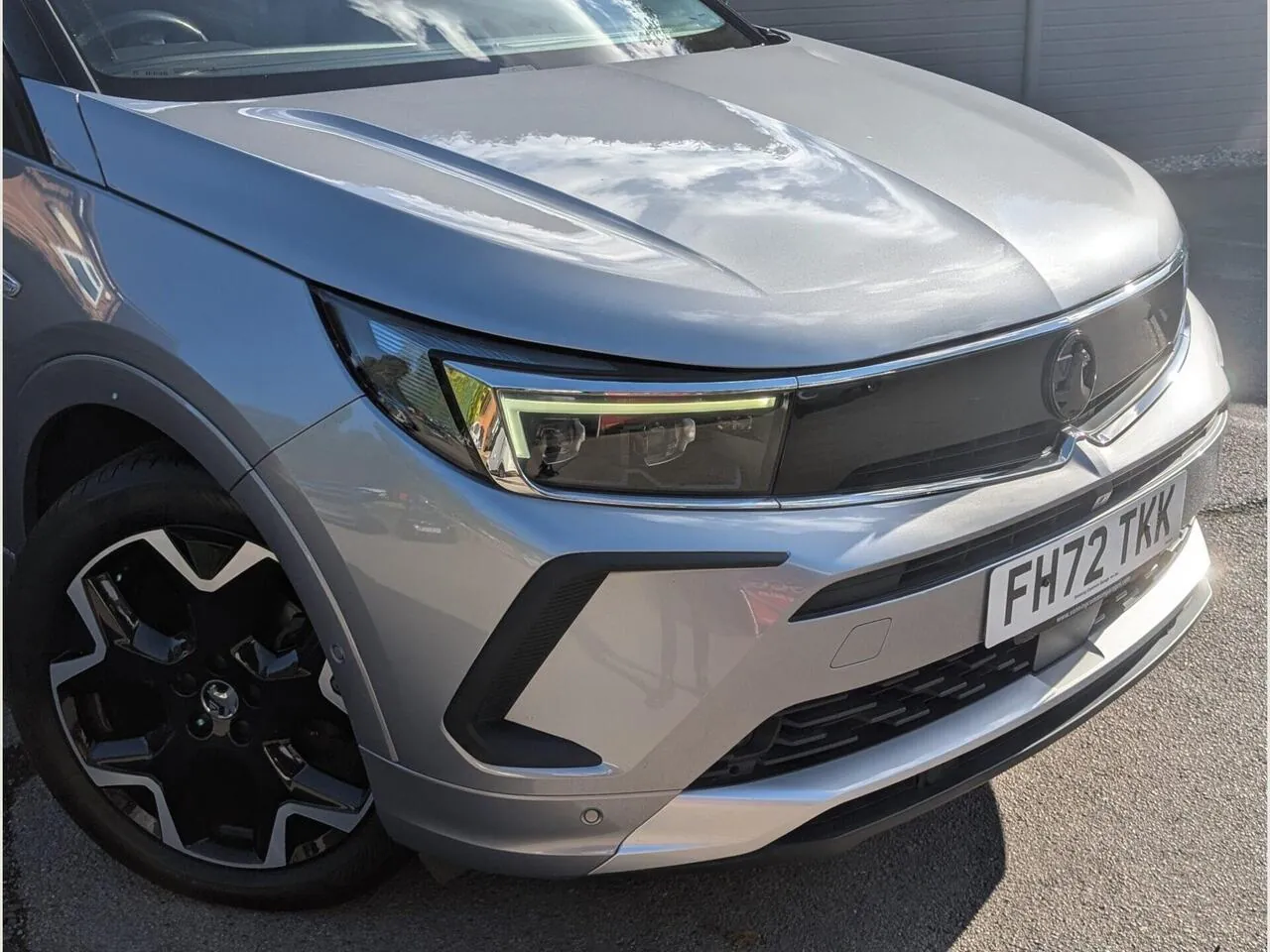 Vauxhall Grandland 2023 photo 2