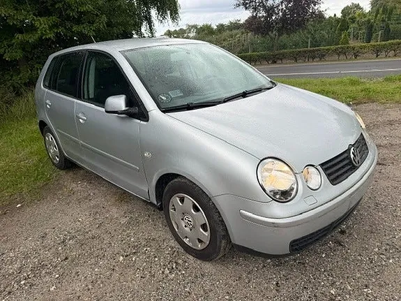 Volkswagen Polo 2004 photo 2