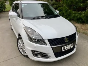 Suzuki Swift 2015 photo 4