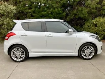 Suzuki Swift 2015 photo 5