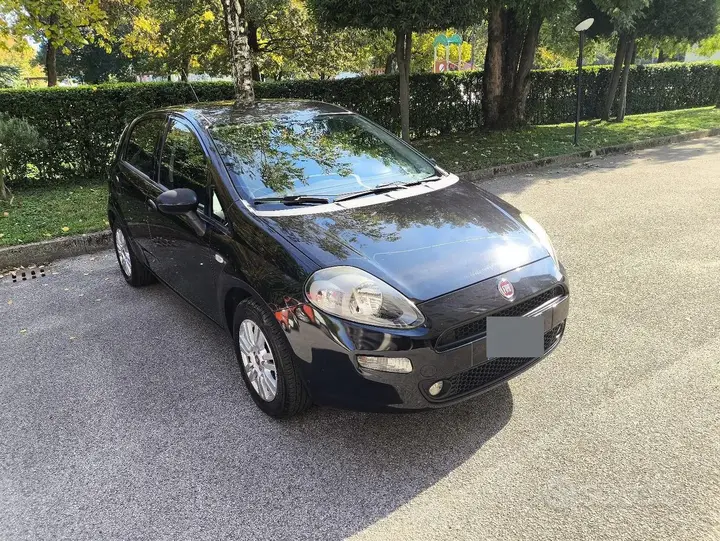 Fiat Punto 2015 photo 2