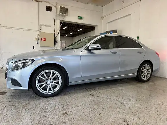 Mercedes-Benz C200 2016 photo 4
