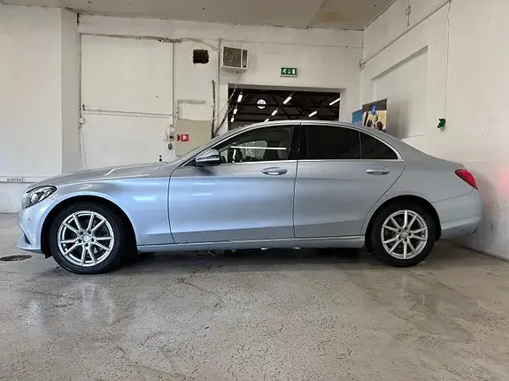 Mercedes-Benz C200 2016 photo 5