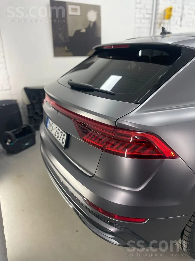 Audi Q8 2023 photo 3