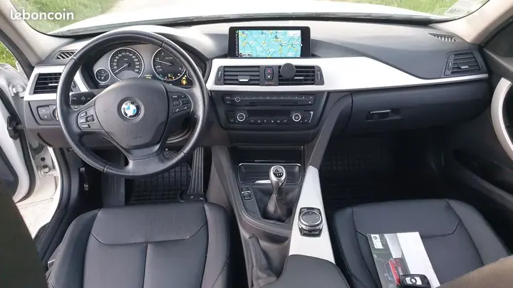 BMW Série 3 2013 photo 2